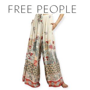 Free People Bali Birds of Paradise Wide Legged Trousers | Size XS | Bohemian |